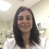 Dra. Caroline A. Ferraz 