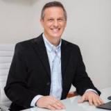 Dr. Daniel de Cazeto Lopes 